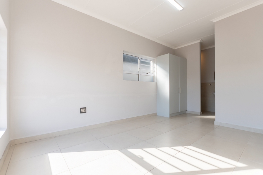 4 Bedroom Property for Sale in Country Club Western Cape
